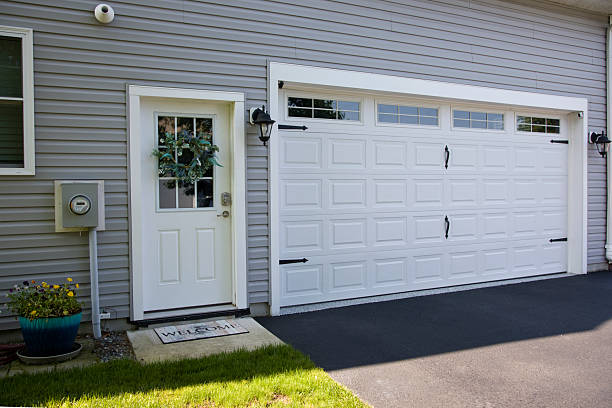24/7 Emergency Garage Door Roller Replacement experts in Salem, NC
